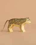 Handmade Holzwald Snow Leopard