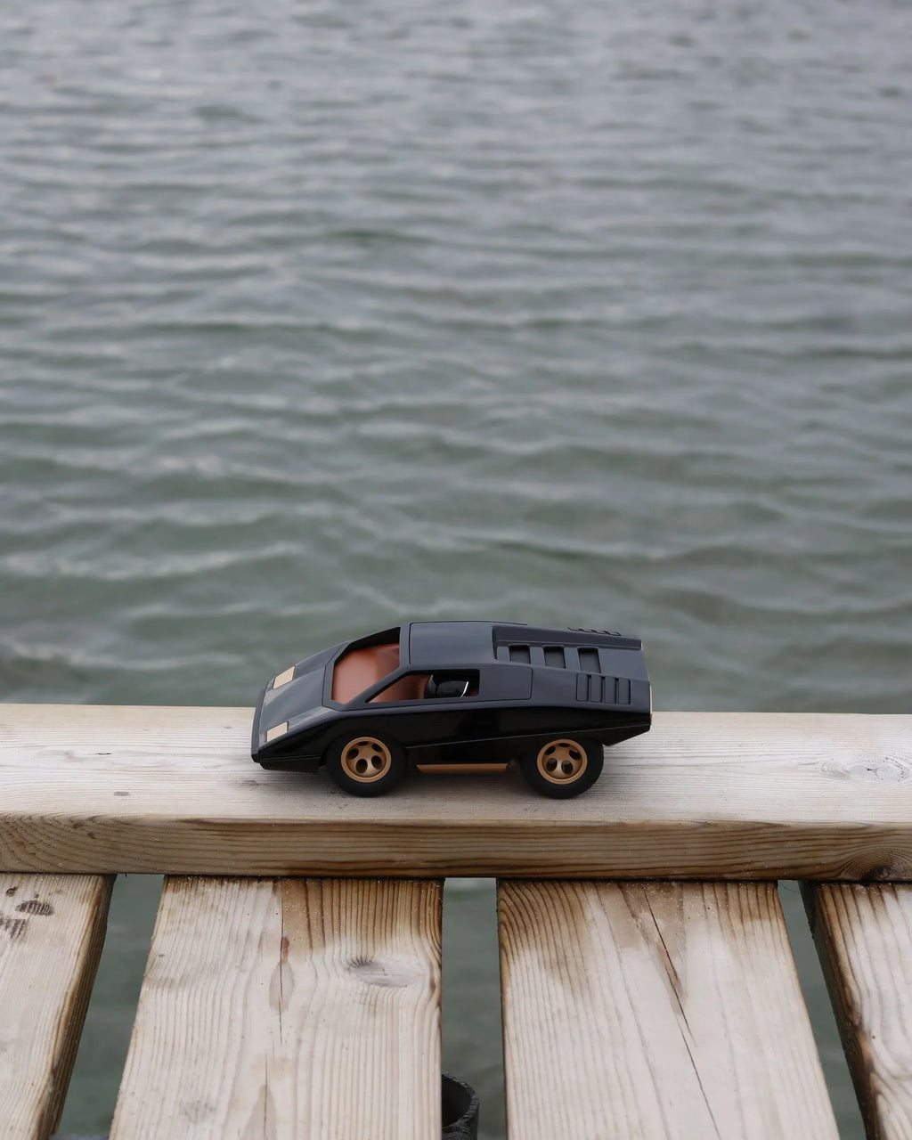 Playforever UFO Cannone Car in Black