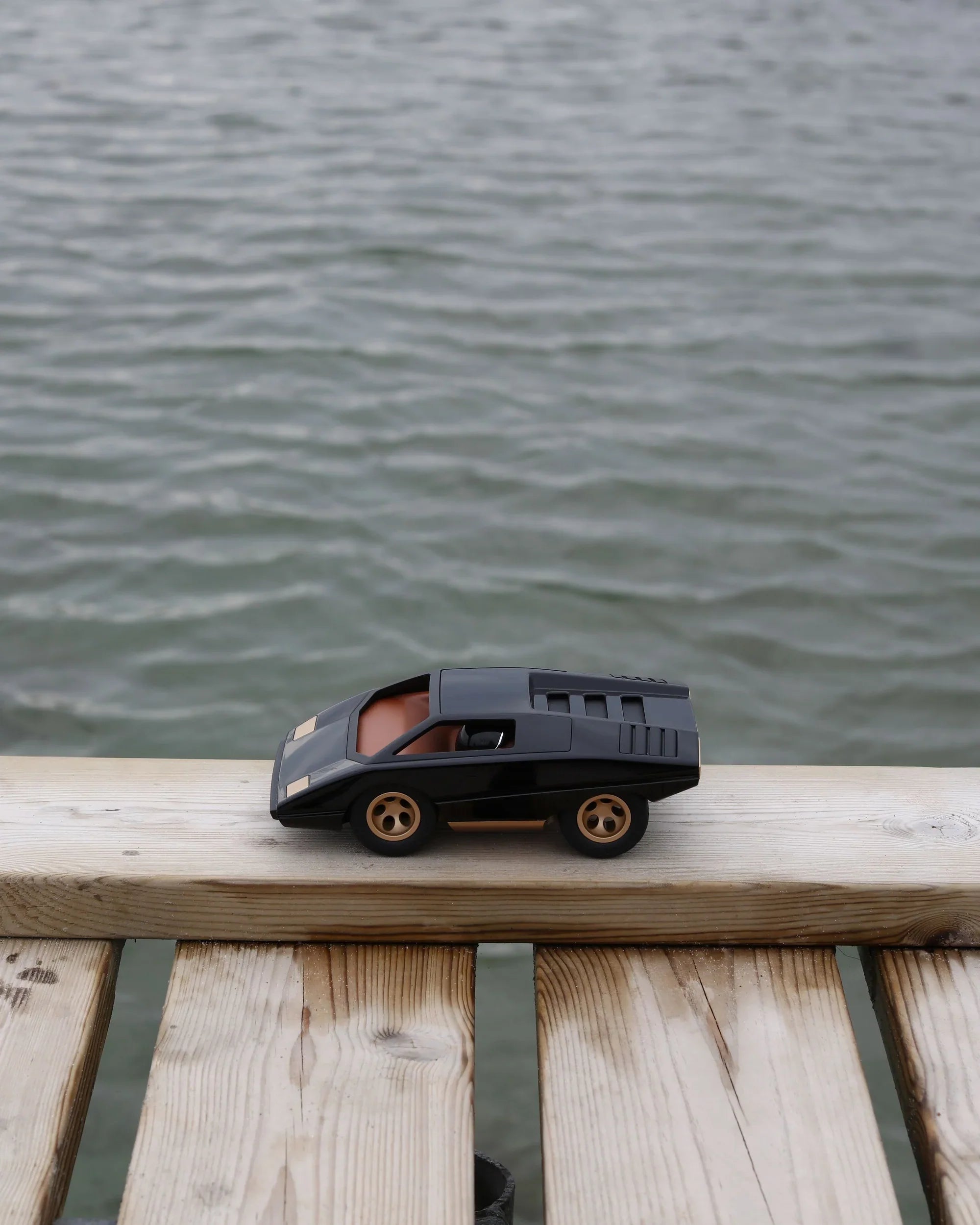 Playforever UFO Cannone Car in Black
