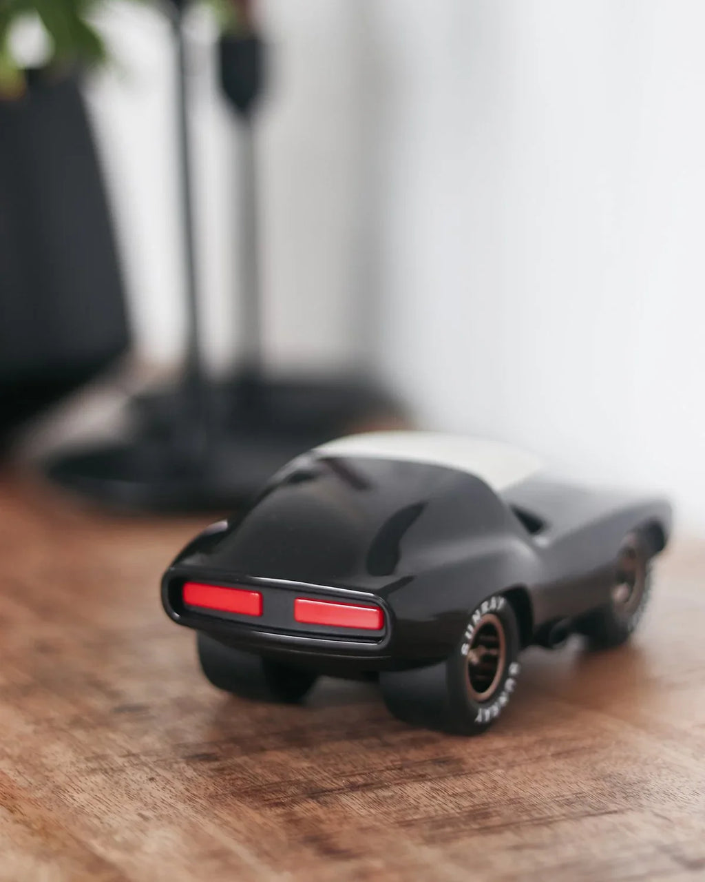 Playforever Leadbelly Skeeter Car in Black