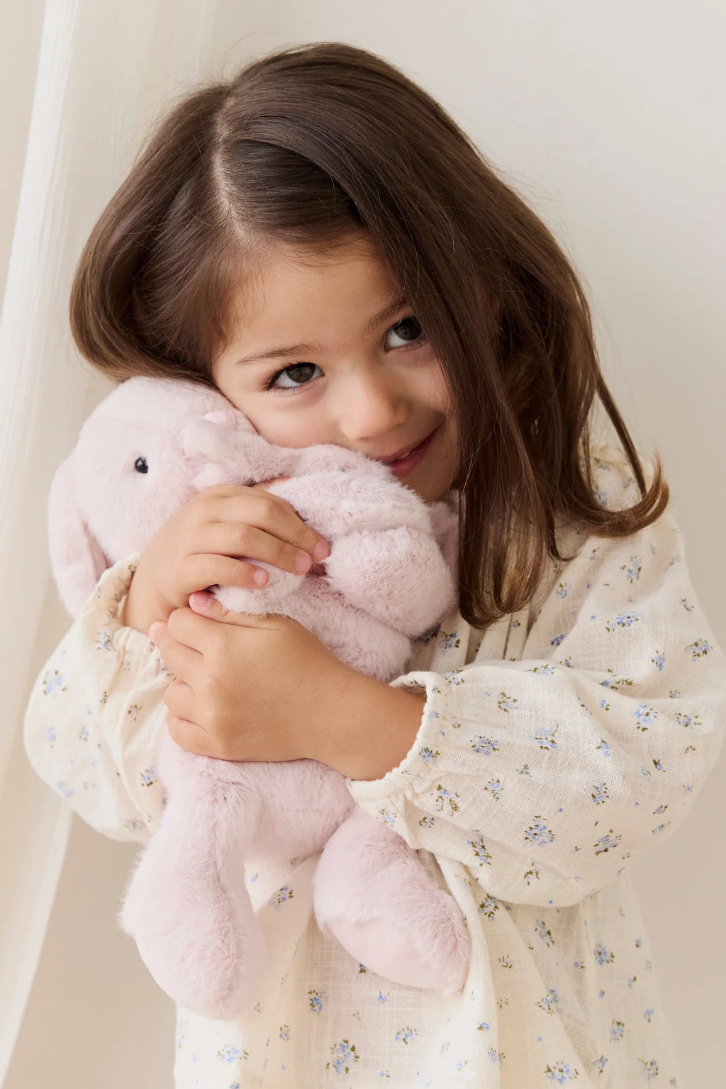 Snuggle Bunnies - Frankie the Hugging Bunny - Blossom