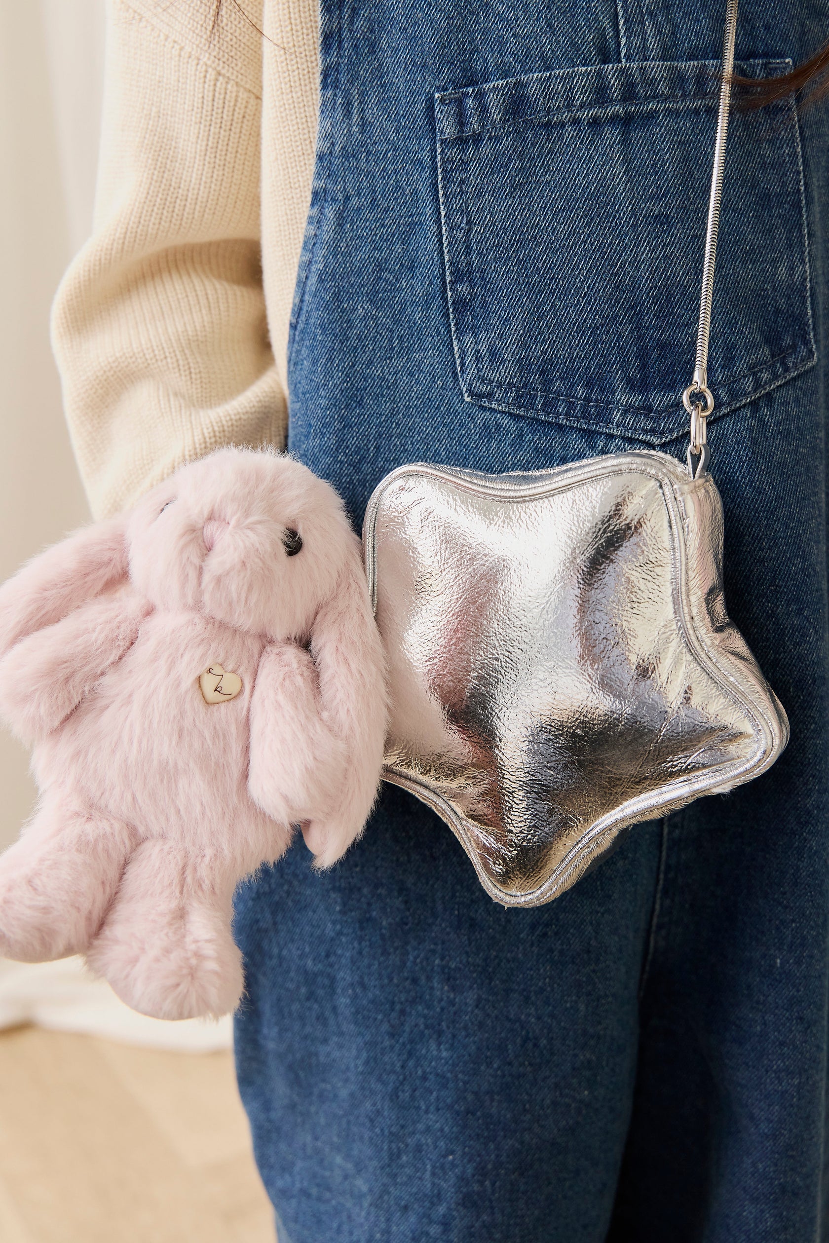 Snuggle Bunnies - Penelope Keyring - Blossom