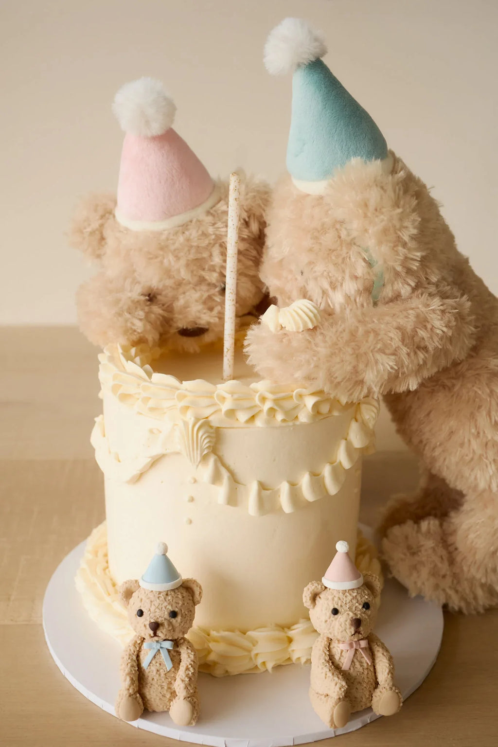 Snuggle Bunnies - Birthday Arthur - Sky