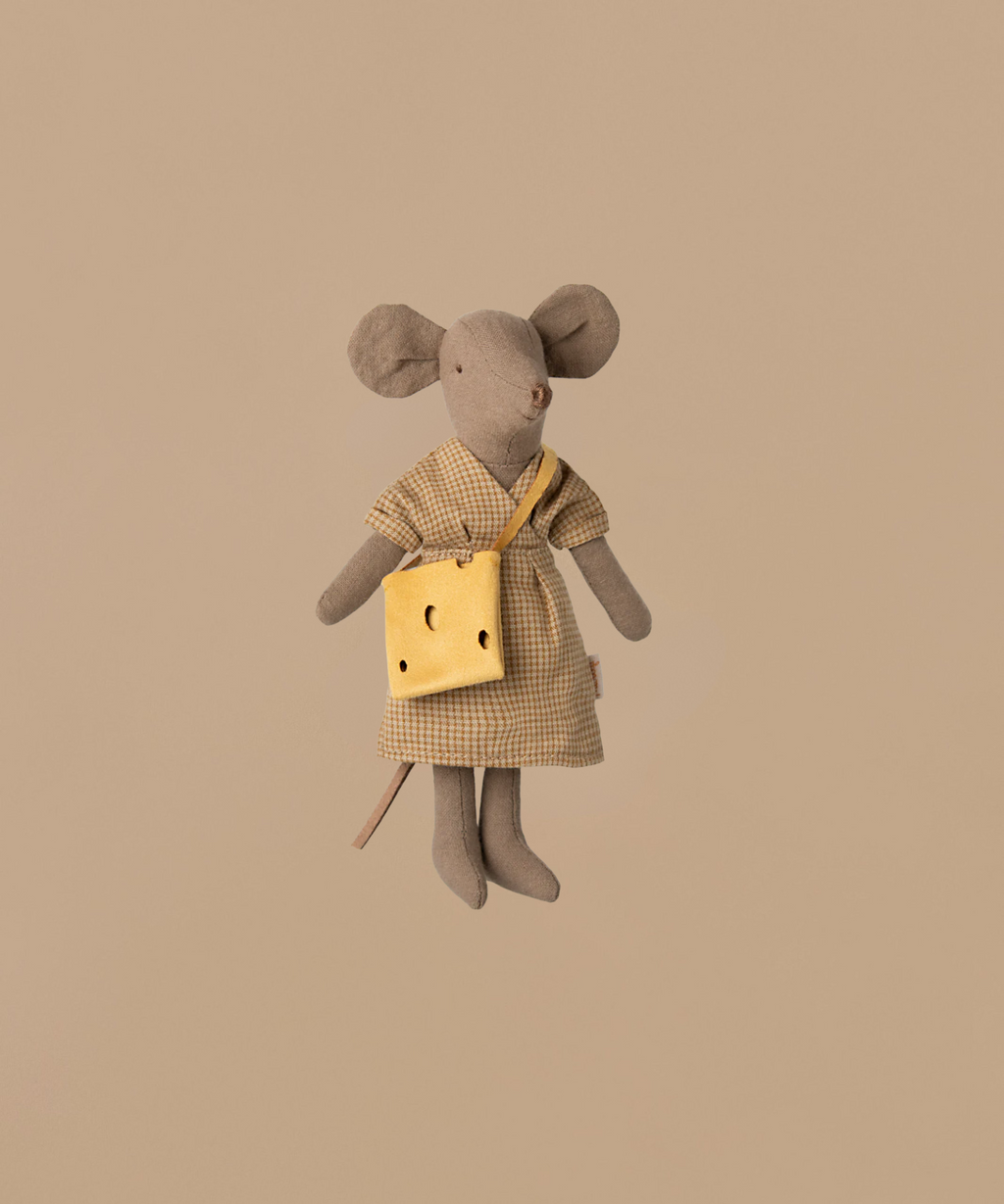 Maileg Mum Mouse In Checkered Dress - Light Brown