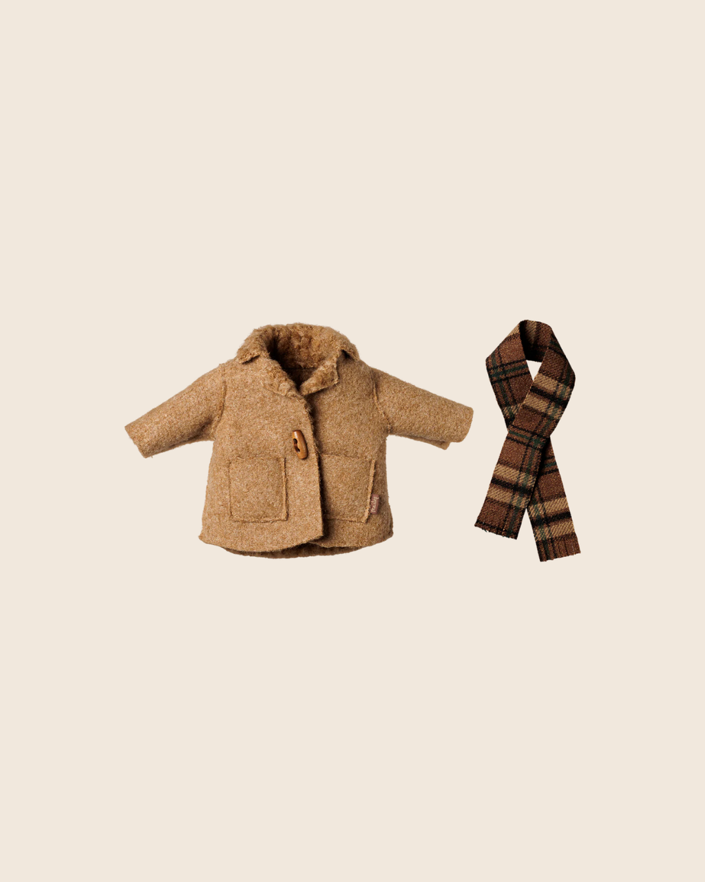 PRE-ORDER: Maileg Jacket and Scarf - Medium Mouse (Estimated Arrival Early November)