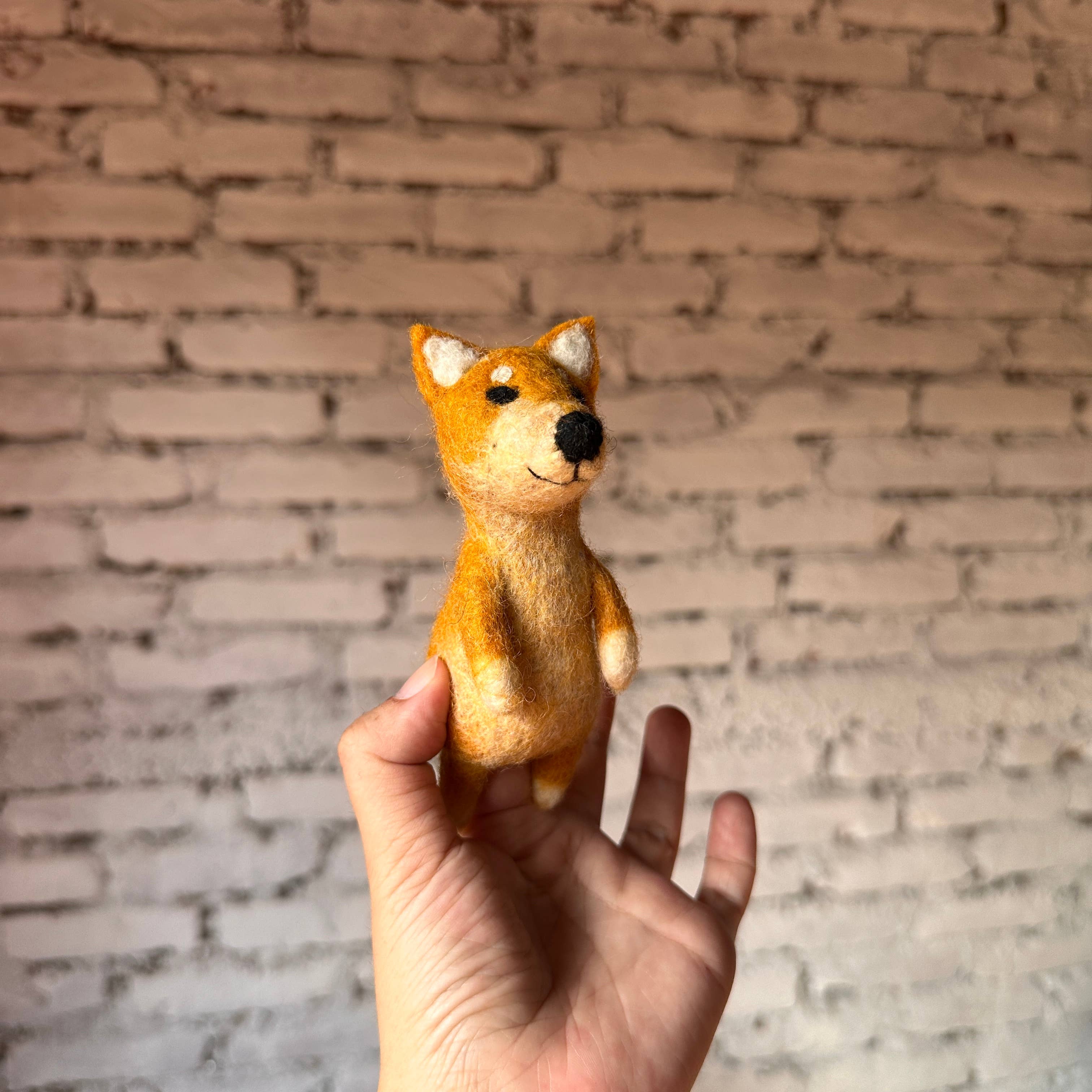 Felt Finger Puppet: Shiba-Inu Dog