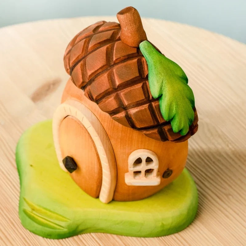Bumbu Handmade Wooden Acorn House