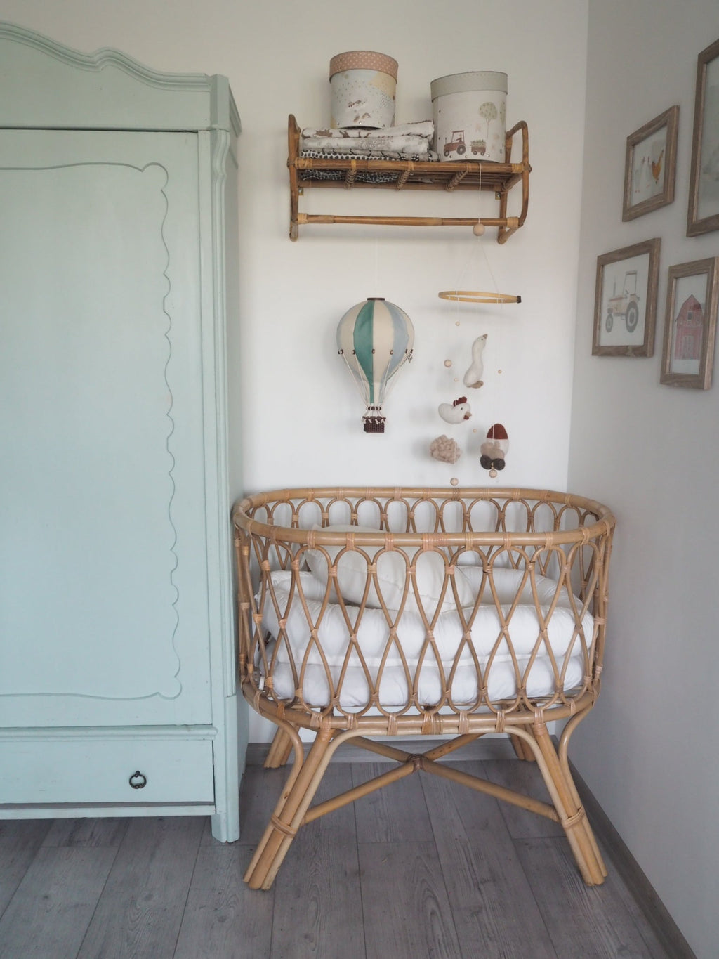 Hot Air Balloon - Mint Green and Grey