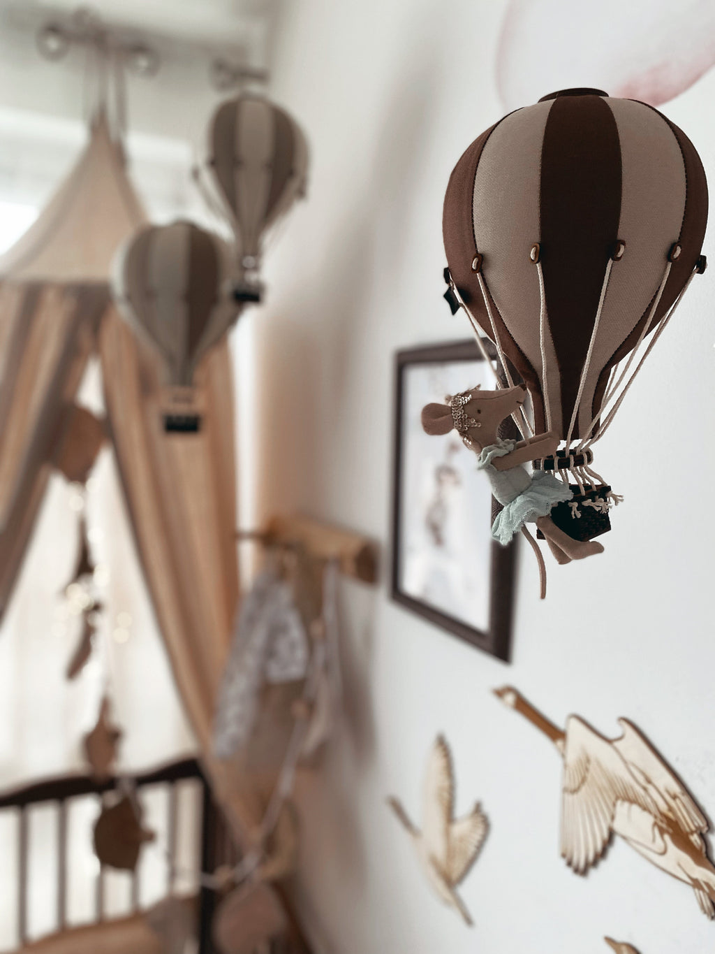 Hot Air Balloon - Dark Brown