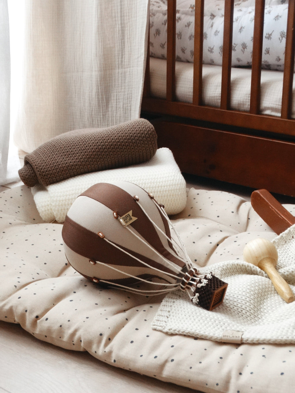 Hot Air Balloon - Dark Brown