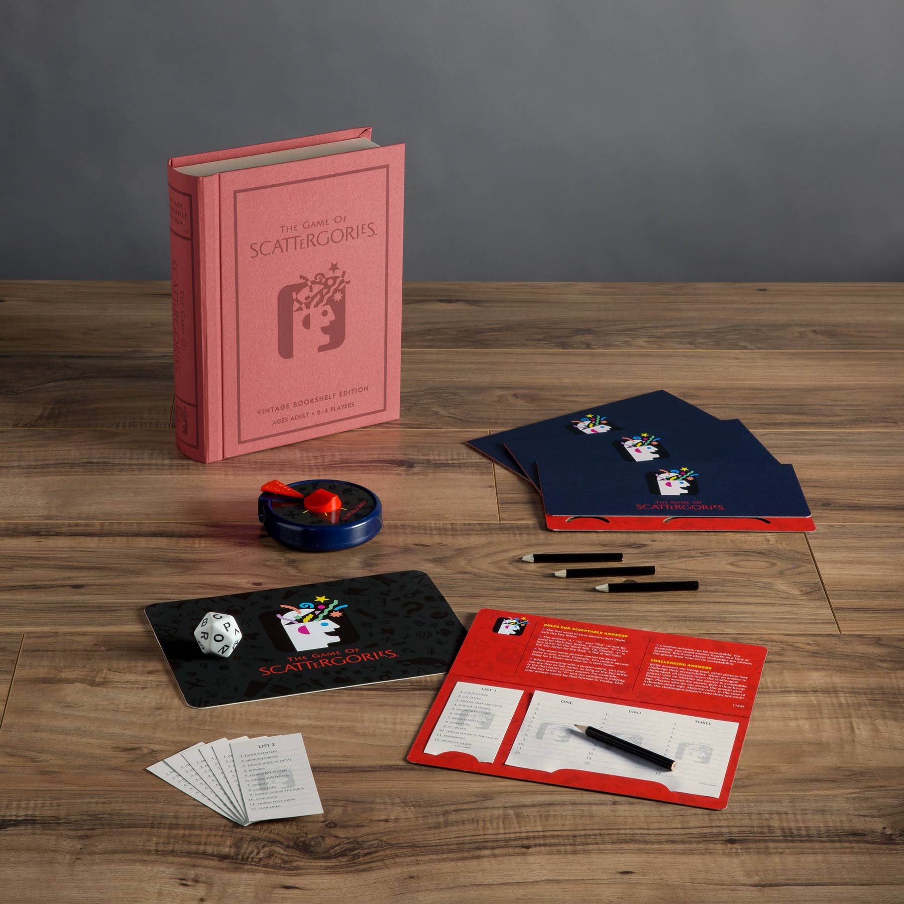 Board Game: Scattergories Vintage Bookshelf Edition