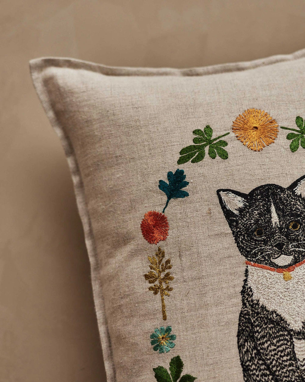 Coral & Tusk Kitten Cameo Pillow