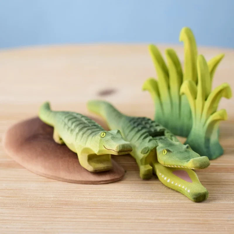 Bumbu Handmade Wooden Crocodile Cove Set