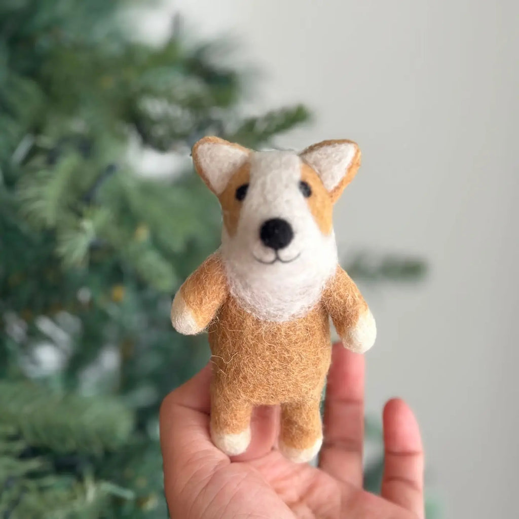 Felt Finger Puppet: Corgi Dog