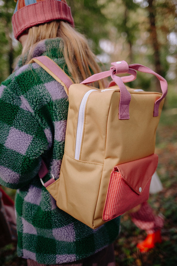 Sticky Lemon Backpack Medium | Envelope | Apple Grub