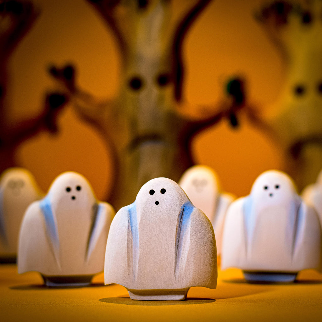 Bumbu Handmade Wooden Ghost