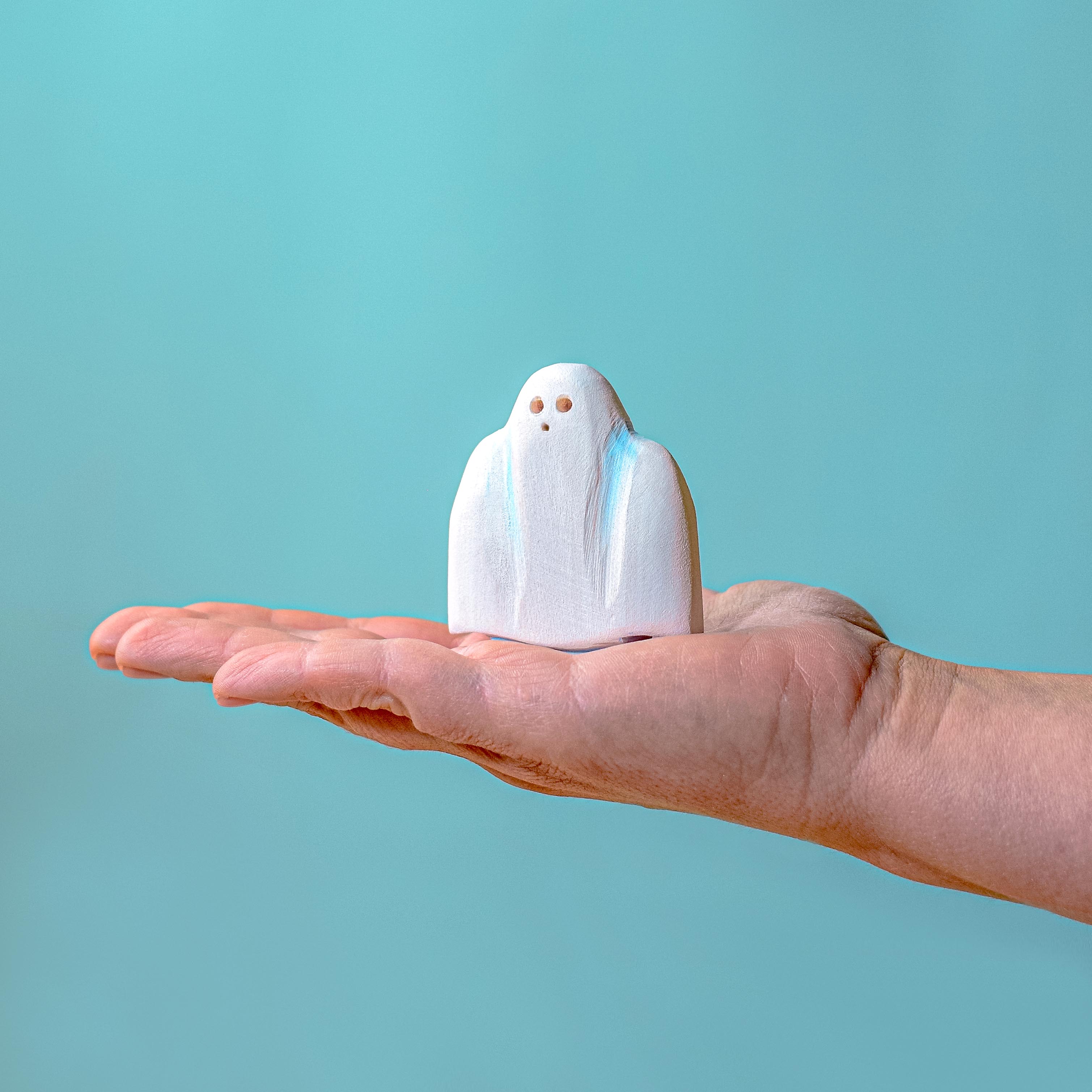 Bumbu Handmade Wooden Ghost