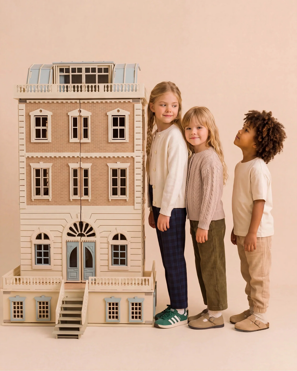 Fully Furnished Dollhouse With Lights, House of New York (ships mid-September)