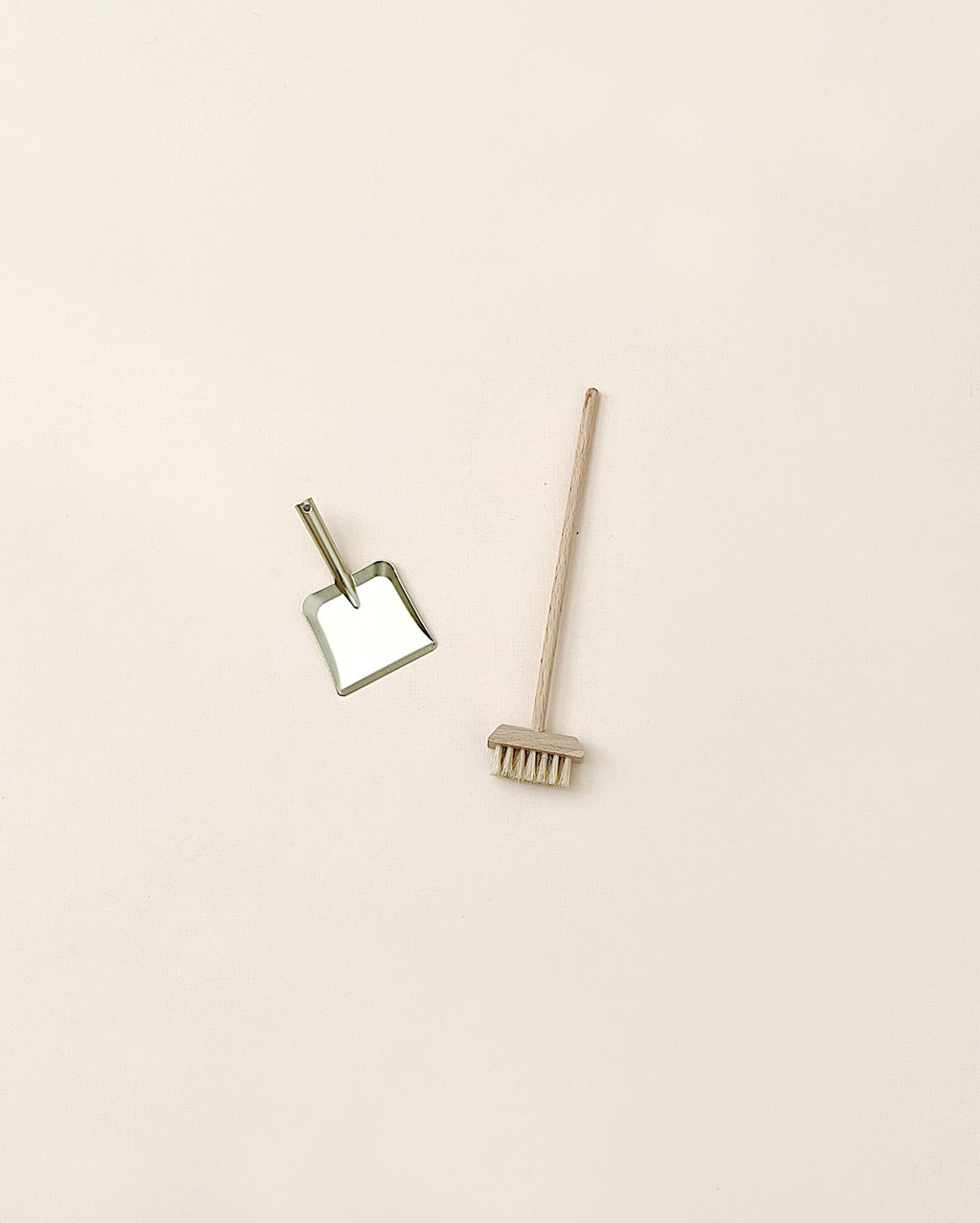 Maileg Miniature Broom & Dustpan