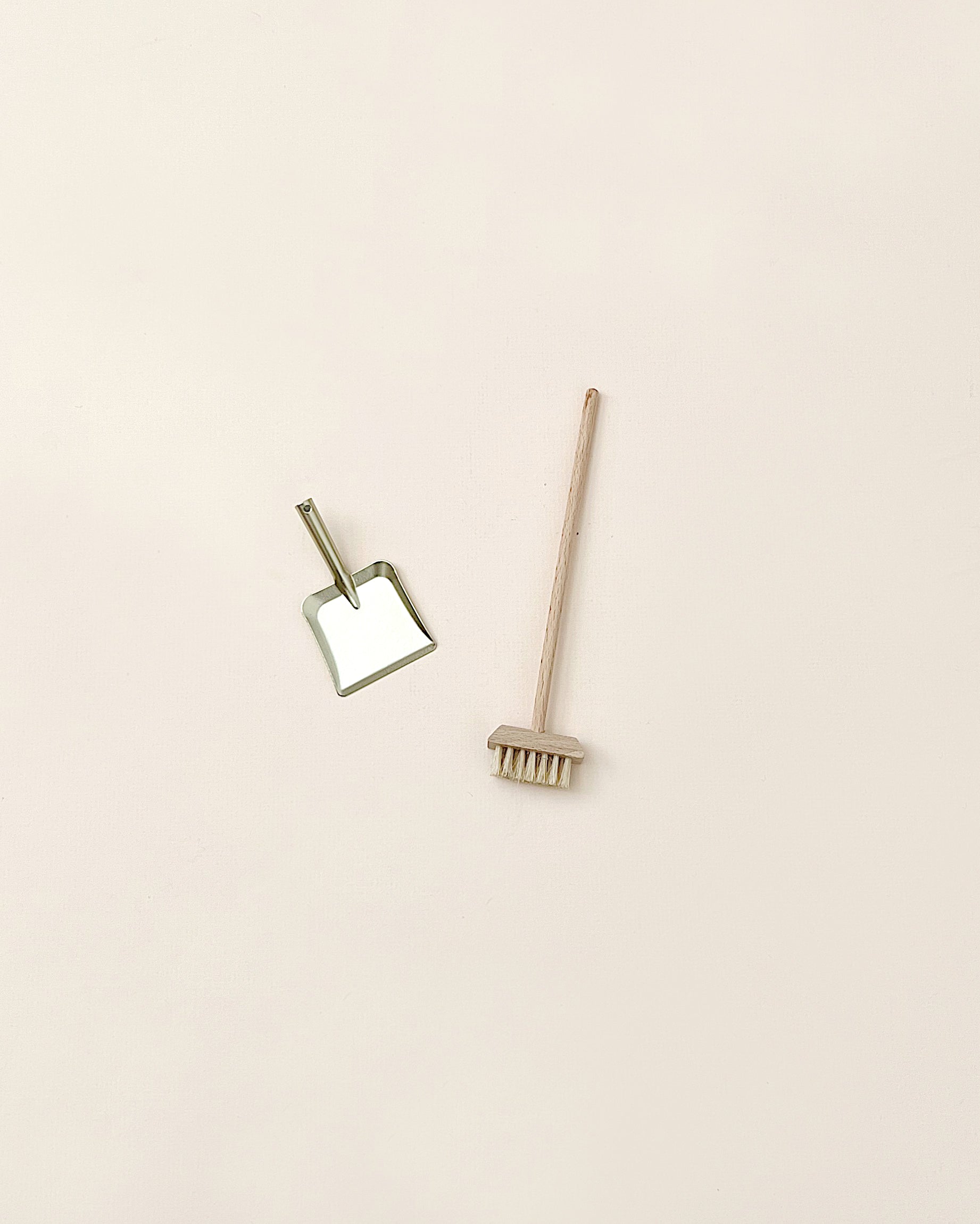 Maileg Miniature Broom & Dustpan