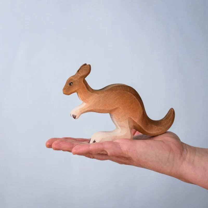 Bumbu Handmade Wooden Kangaroo Family Set