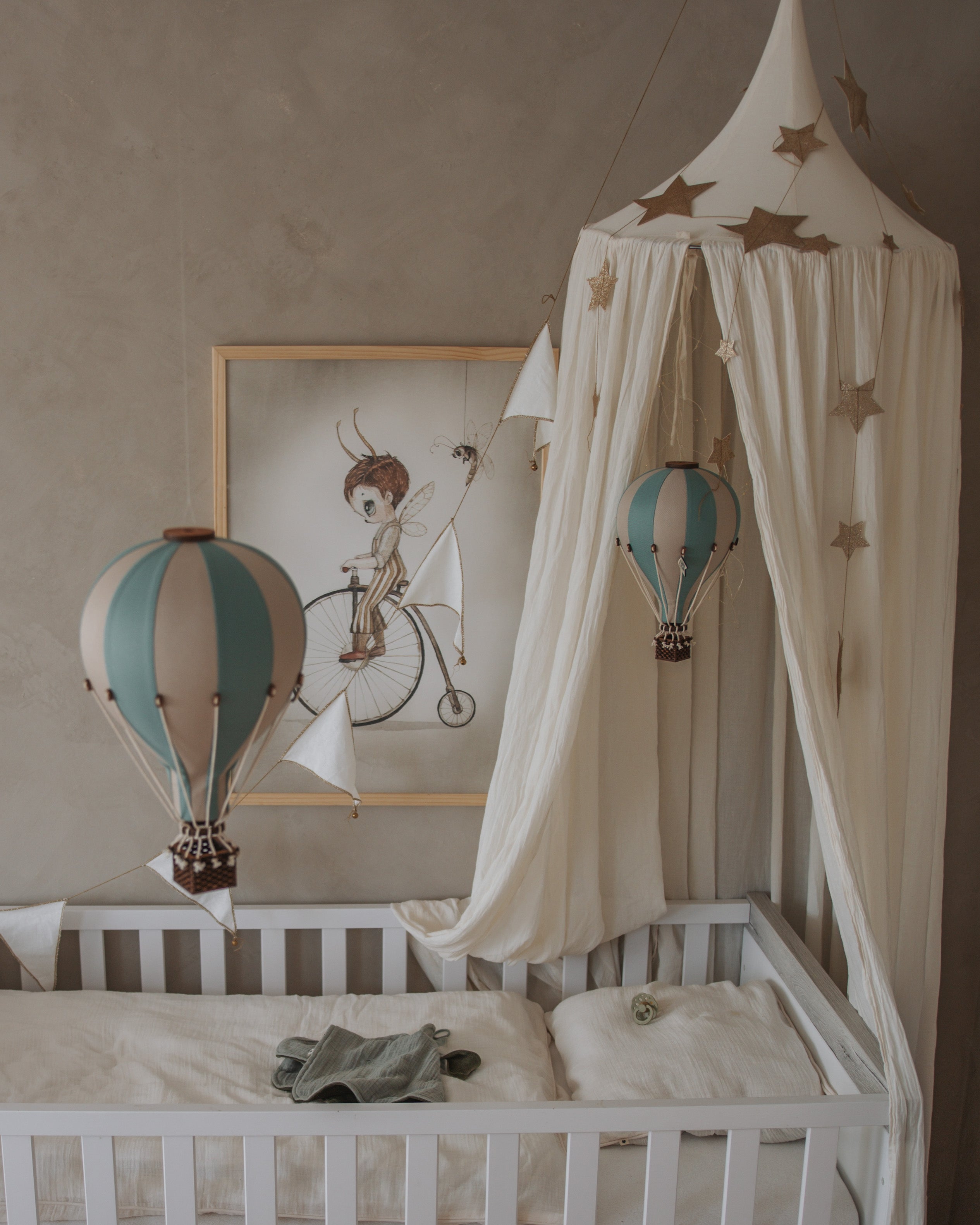 Hot Air Balloon - Pastel Green