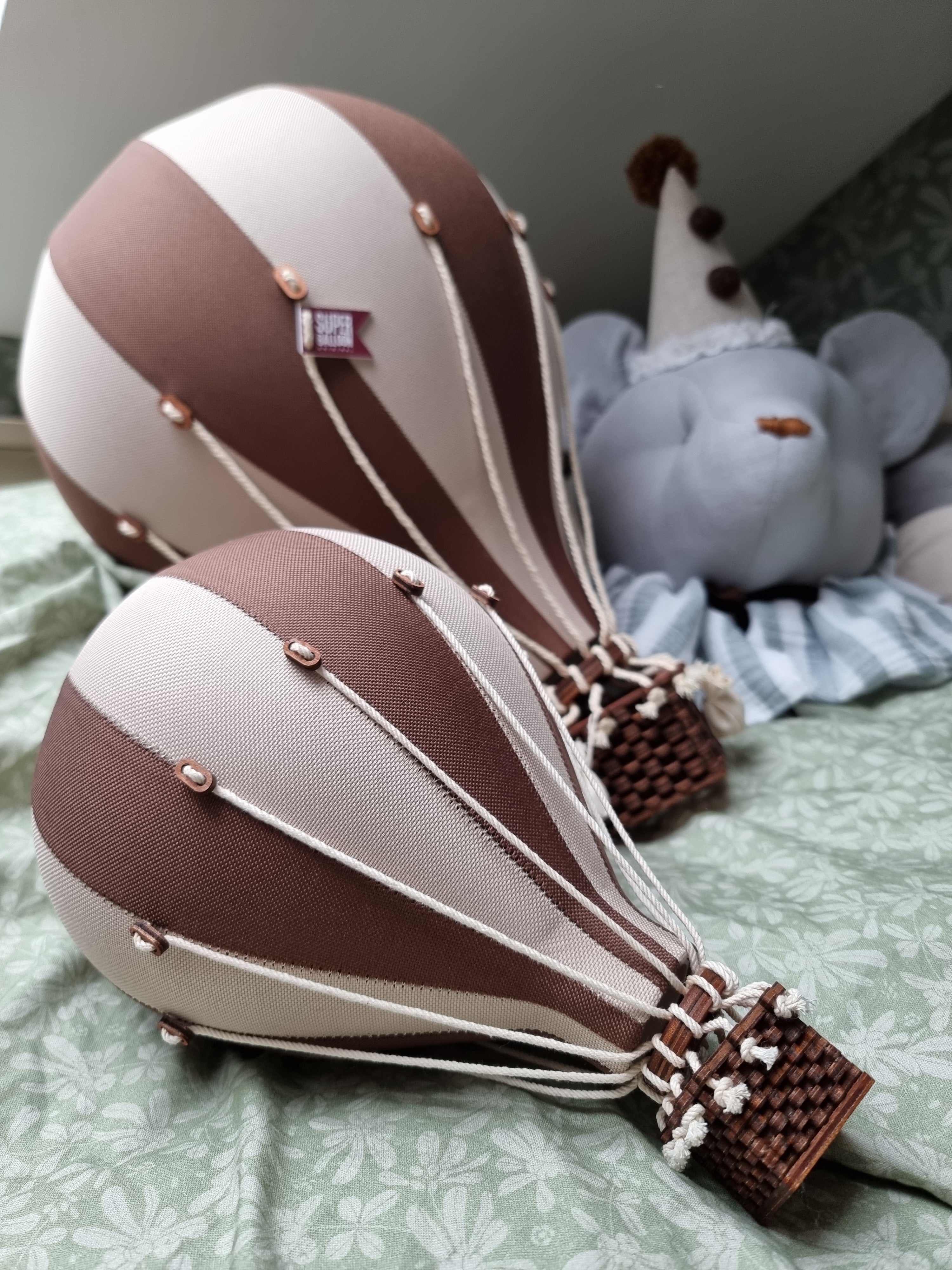 Hot Air Balloon - Dark Brown