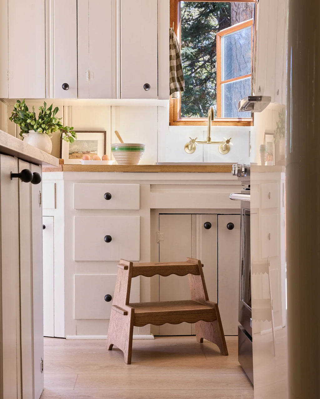 Margot Step Stool