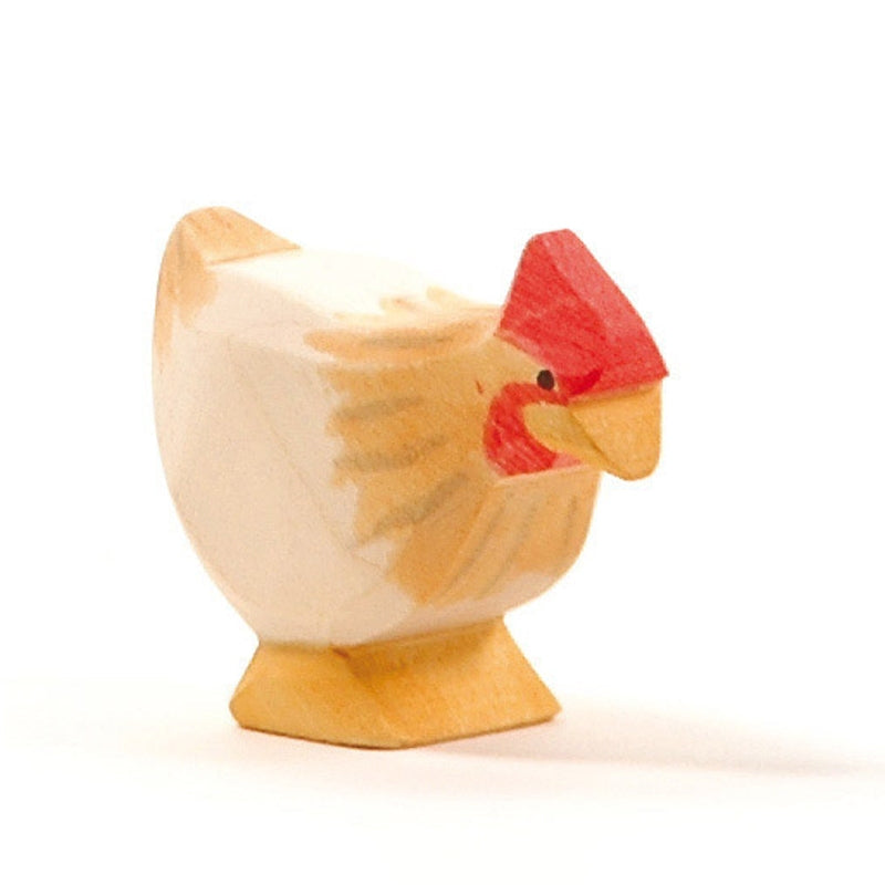 Ostheimer Hen Standing - Ochre