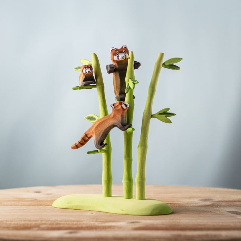 Bumbu Handmade Wooden Red Panda Family with Bamboo Set