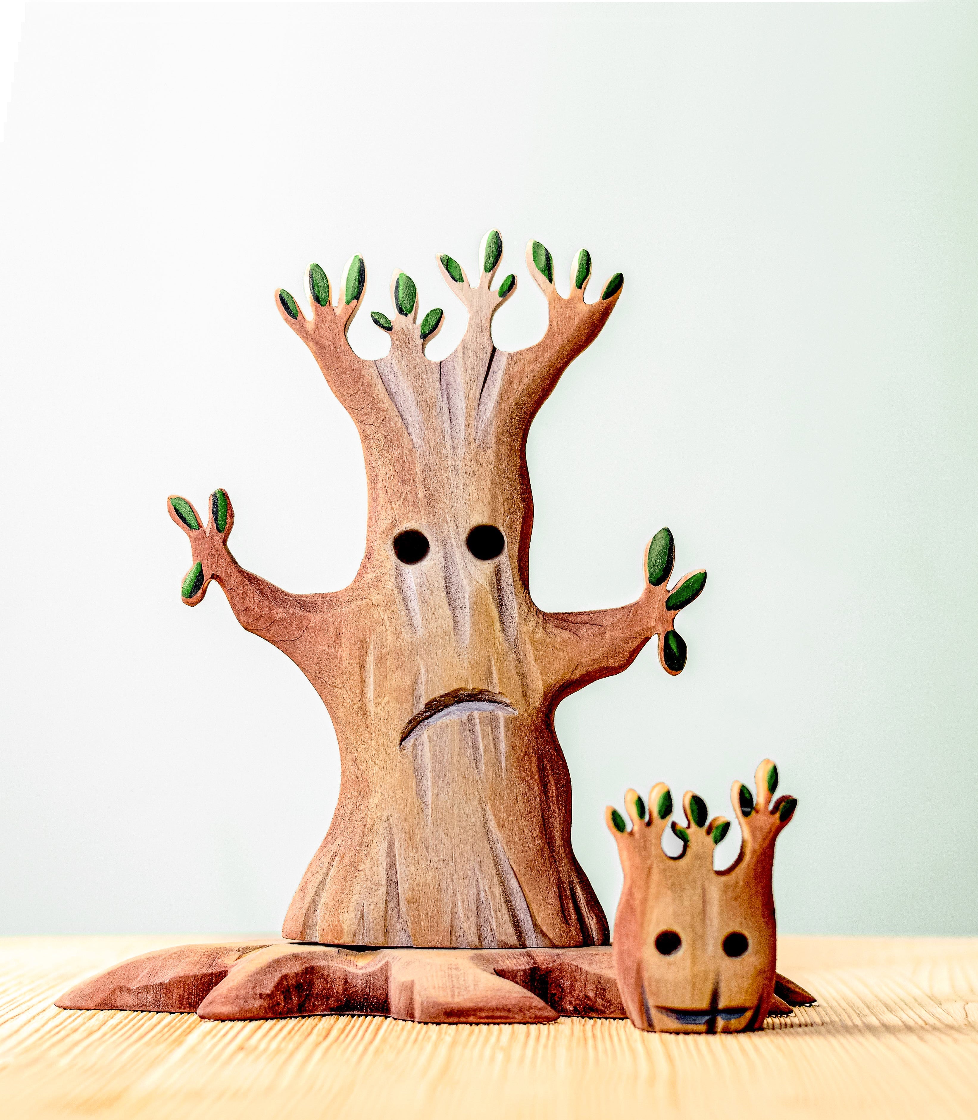 Bumbu Handmade Wooden Halloween Trees With Hanging Bat
