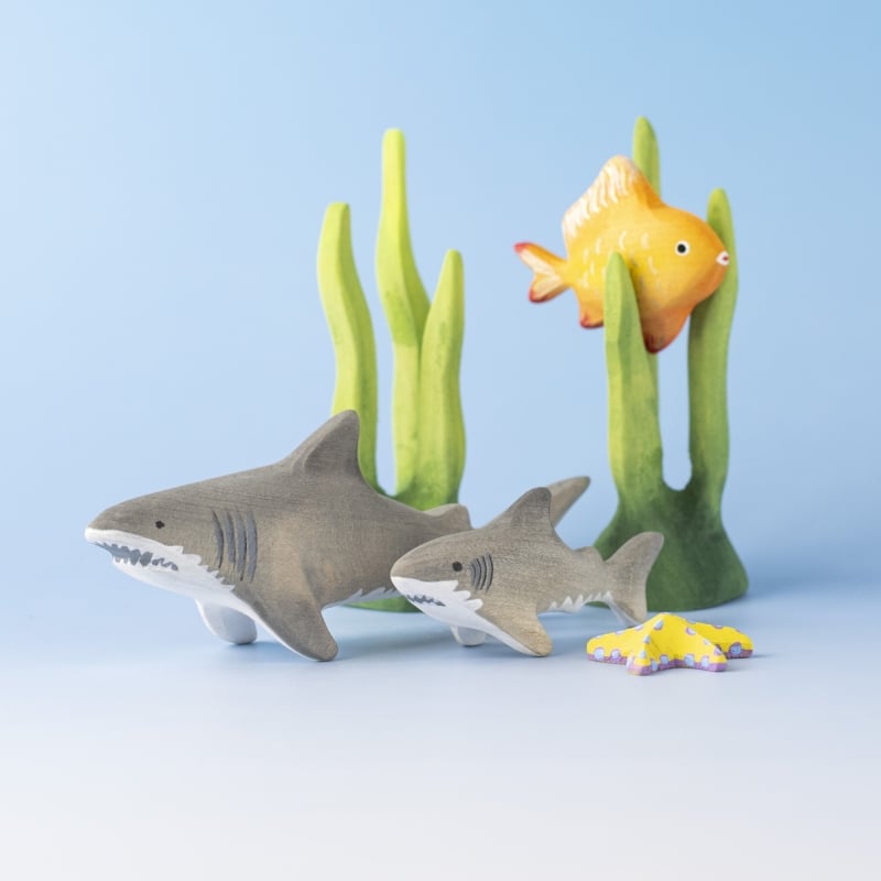 Bumbu Handmade Wooden Shark Family Set