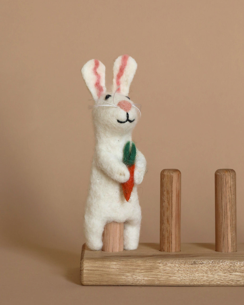 Felt Finger Puppet: Bunny
