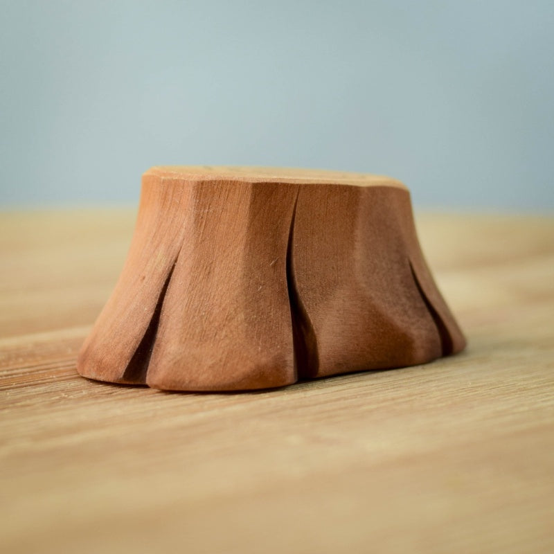 Bumbu Handmade Wooden Tree Stump and Lovebirds Set