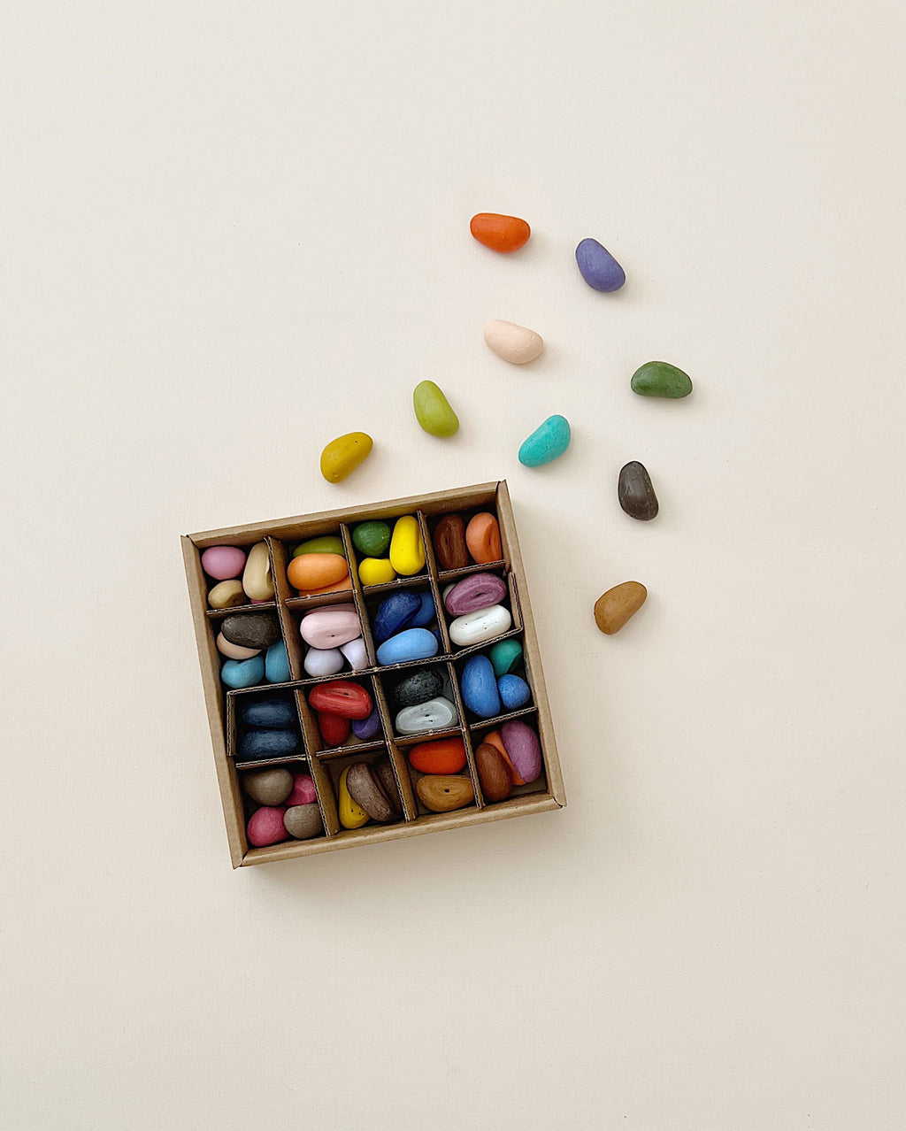 Non-Toxic 64 Piece Crayon Rocks